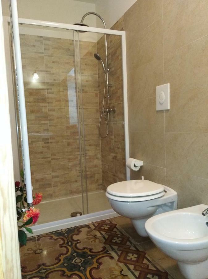 Отель La Casa Bianca Монополи Экстерьер фото